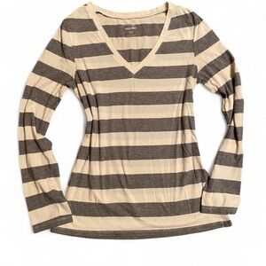 Old Navy Women's Long Sleeve Top - White and Gray Stripes